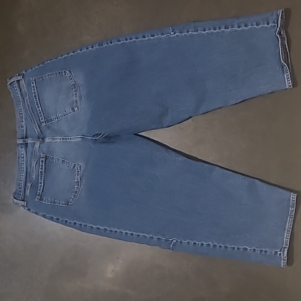 OLD NAVY BARREL LEG JEANS - Picture 8 of 8